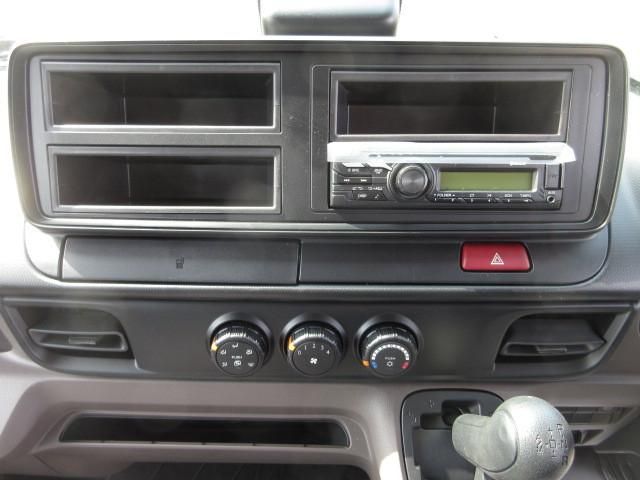 MITSUBISHI CANTER 2025 Image 31