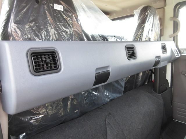 MITSUBISHI CANTER 2025 Image 31