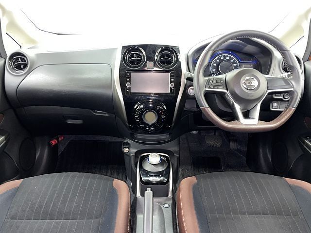 NISSAN NOTE 2017 Image 31