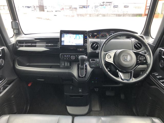 HONDA N BOX CUSTOM 2022 Image 31