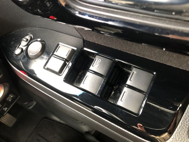 HONDA N BOX CUSTOM 2022 Image 31