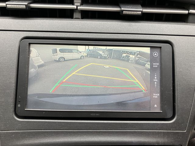 TOYOTA PRIUS 2011 Image 31