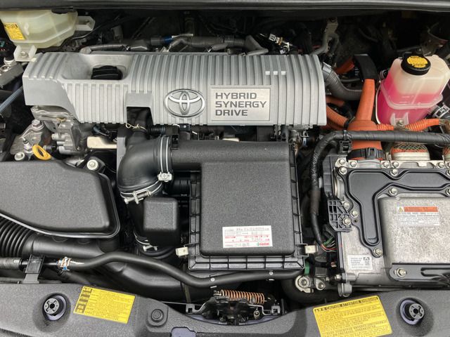 TOYOTA PRIUS 2011 Image 31