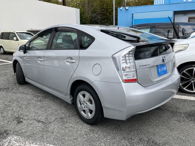 TOYOTA PRIUS 2010 Image 31