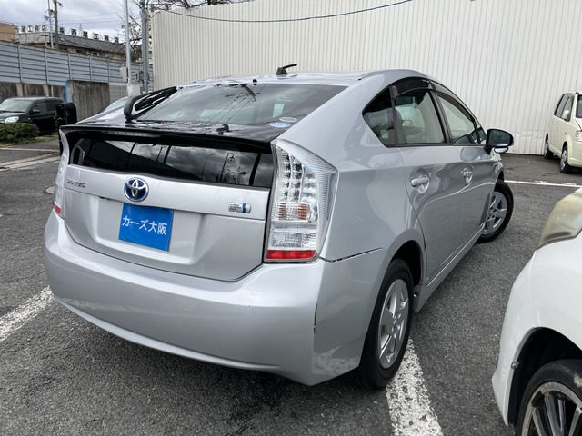 TOYOTA PRIUS 2010 Image 31