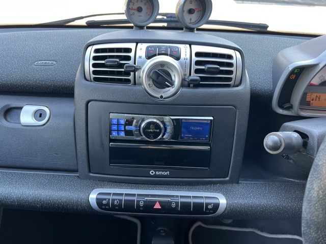 MCC SMART FORTWO COUPE 2008 Image 31