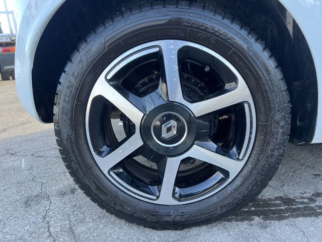 RENAULT TWINGO 2019 Image 31