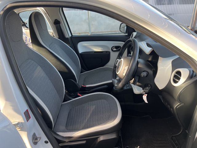 RENAULT TWINGO 2019 Image 31