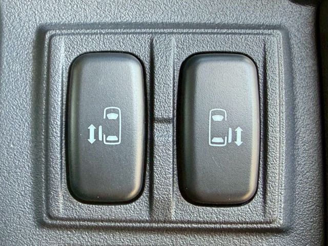 MITSUBISHI DELICA D:5 4WD 2011 Image 31