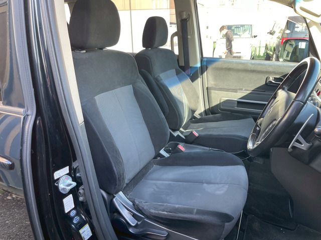 MITSUBISHI DELICA D:5 4WD 2011 Image 31