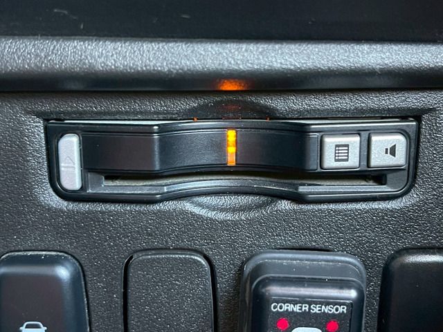 MITSUBISHI DELICA D:5 4WD 2011 Image 31