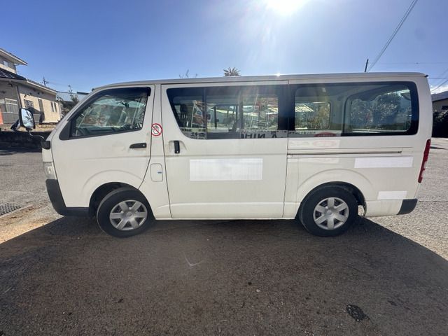 TOYOTA HIACE VAN 2WD 2009 Image 31