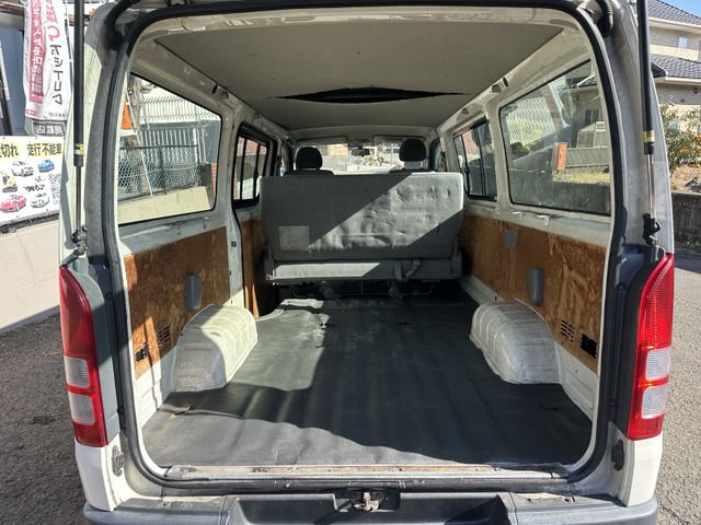 TOYOTA HIACE VAN 2WD 2009 Image 31