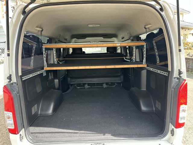 TOYOTA HIACE VAN 2WD 2016 Image 31