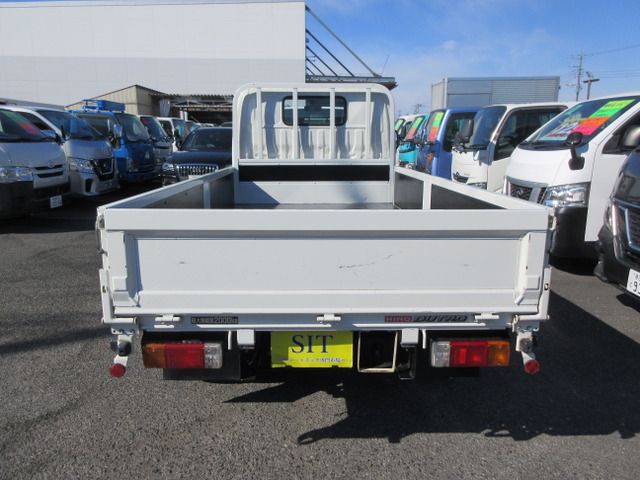 HINO DUTRO 2013 Image 31