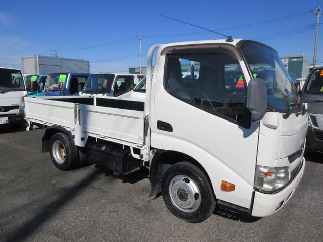HINO DUTRO 2013 Image 31