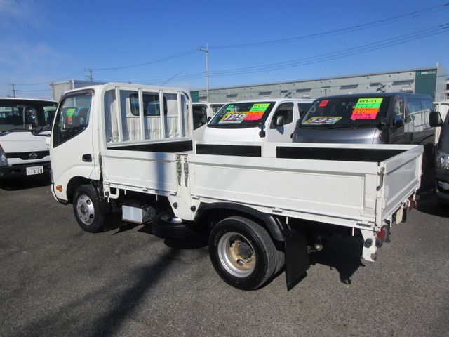 HINO DUTRO 2013 Image 31