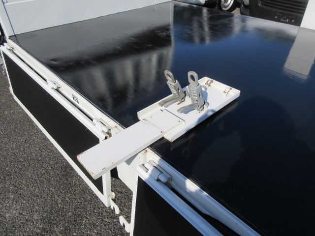 HINO DUTRO 2013 Image 31