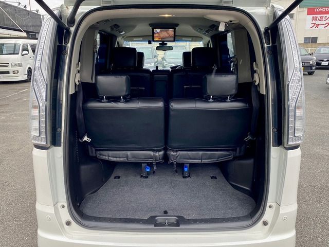 NISSAN SERENA  S-HYBRID 2014 Image 31