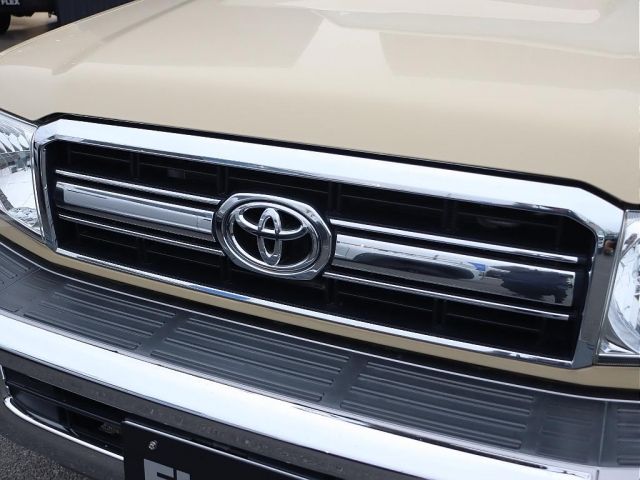TOYOTA LANDCRUISER VAN 2015 Image 31