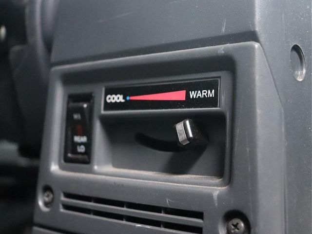 TOYOTA LANDCRUISER VAN 2015 Image 31