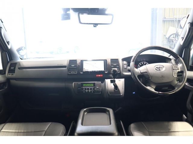 TOYOTA HIACE VAN 2WD 2023 Image 31