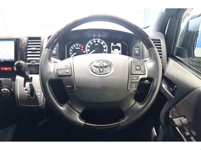 TOYOTA HIACE VAN 2WD 2023 Image 31