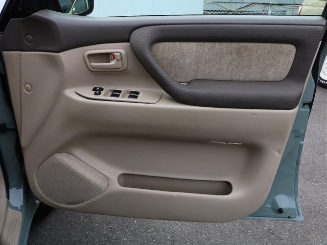 TOYOTA LANDCRUISER WAGON 2004 Image 31