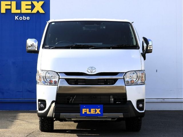 TOYOTA HIACE VAN 4WD 2025 Image 31