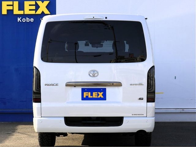 TOYOTA HIACE VAN 4WD 2025 Image 31