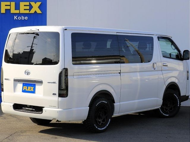 TOYOTA HIACE VAN 4WD 2025 Image 31