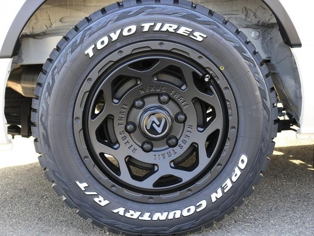 TOYOTA HIACE VAN 4WD 2025 Image 31