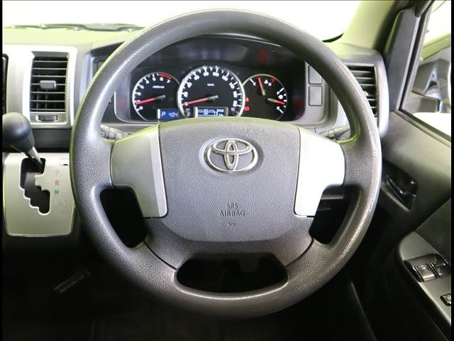 TOYOTA REGIUSACE VAN 2WD 2017 Image 31