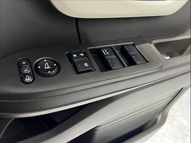 HONDA N-BOX 2022 Image 31