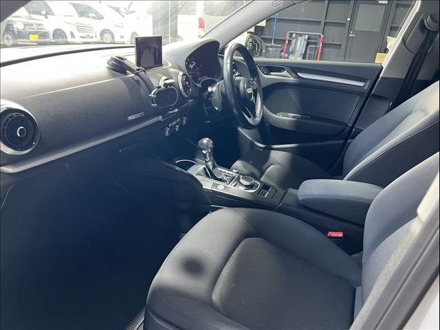 AUDI A3 SPORTBACK 2017 Image 31