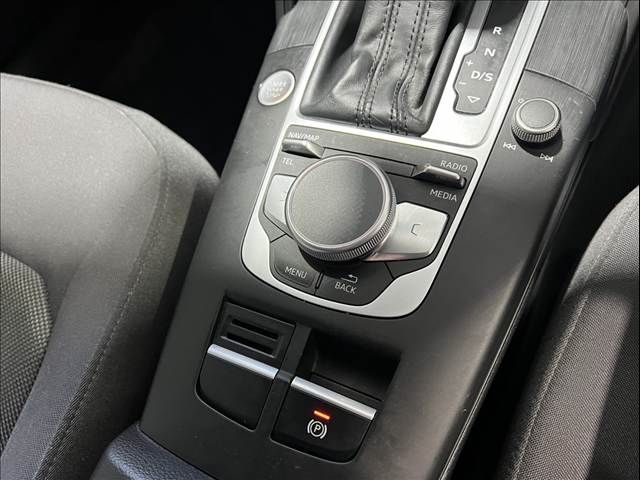 AUDI A3 SPORTBACK 2017 Image 31