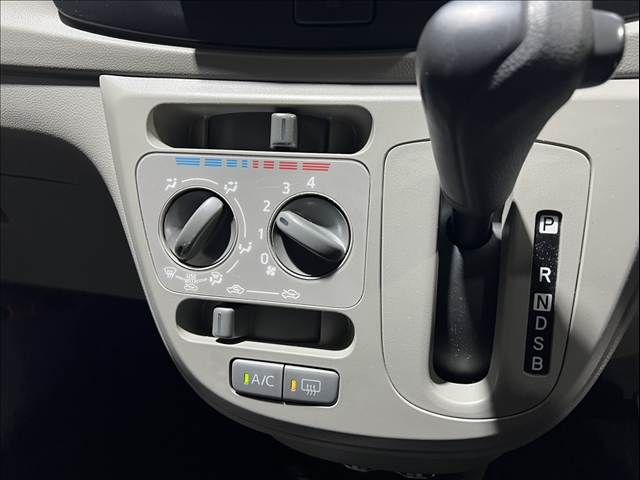 SUBARU PLEO PLUS 2015 Image 31