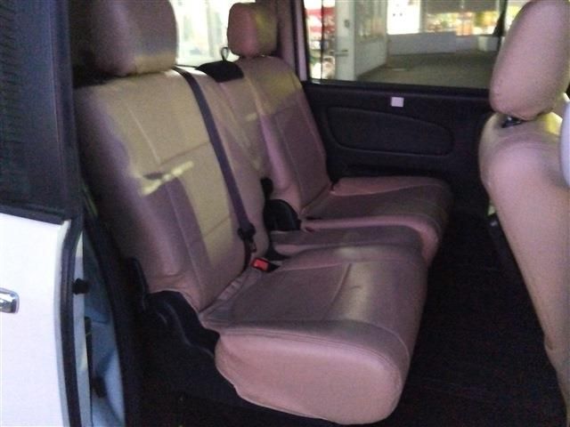 NISSAN SERENA  S-HYBRID 2016 Image 31