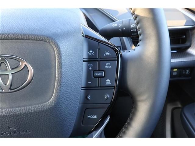 TOYOTA PRIUS 4WD 2025 Image 31