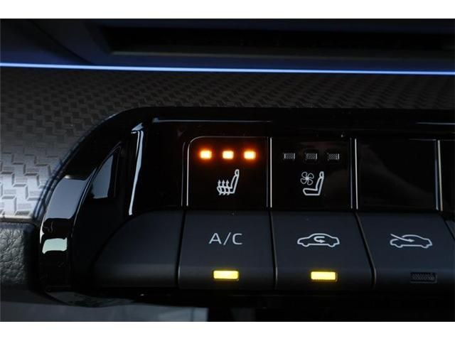 TOYOTA PRIUS 4WD 2025 Image 31