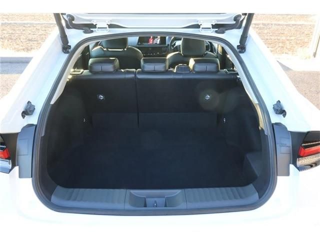 TOYOTA PRIUS 4WD 2025 Image 31