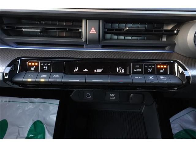 TOYOTA PRIUS 4WD 2025 Image 31