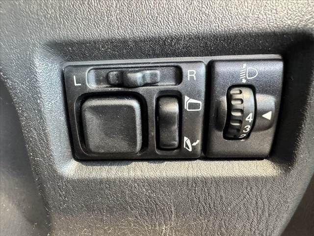 SUZUKI JIMNY 4WD 2013 Image 31