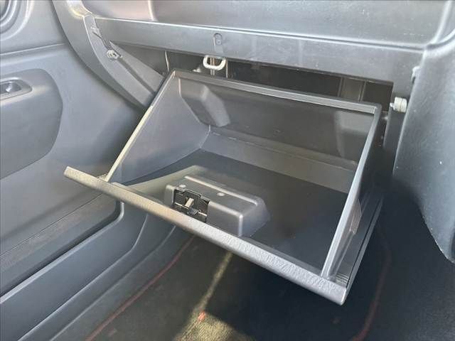 SUZUKI JIMNY 4WD 2013 Image 31