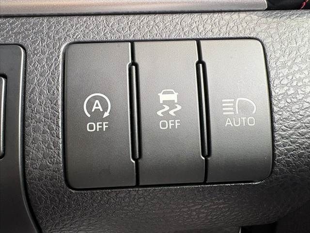 TOYOTA HARRIER 2WD 2017 Image 31