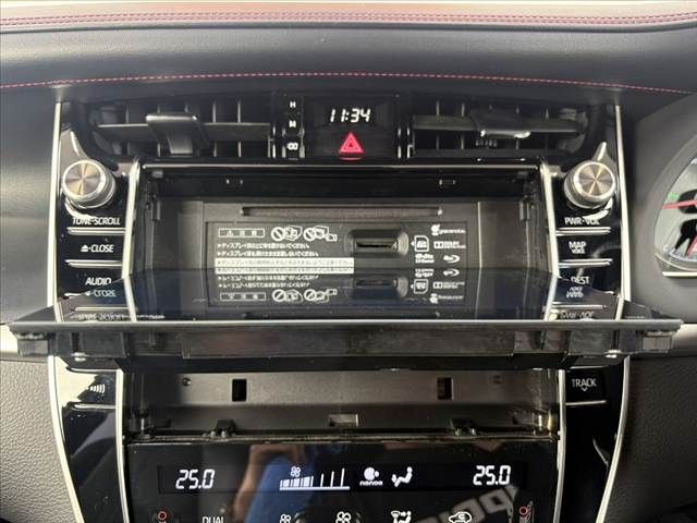 TOYOTA HARRIER 2WD 2017 Image 31