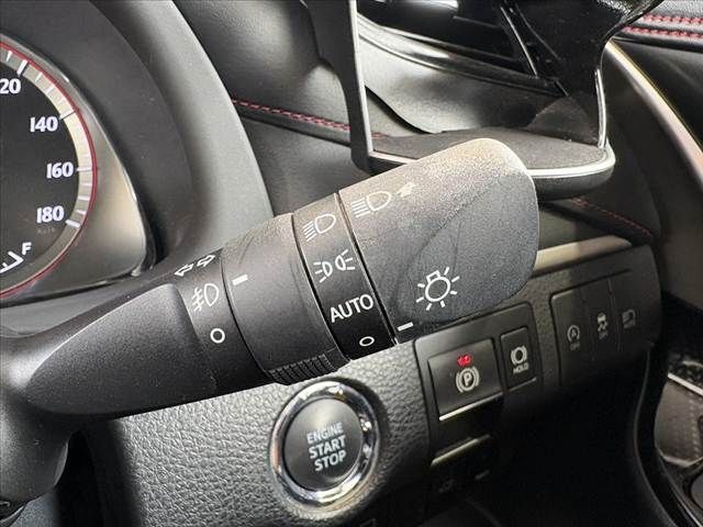 TOYOTA HARRIER 2WD 2017 Image 31