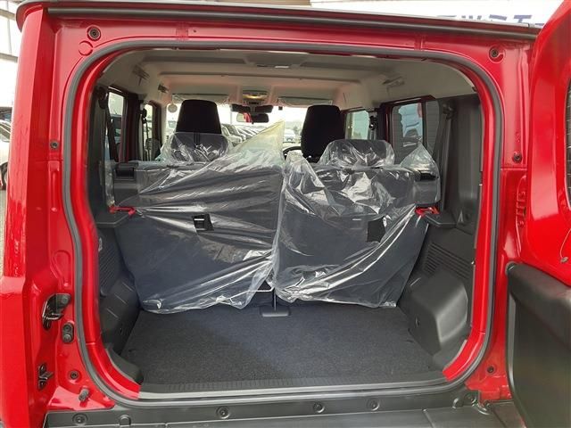 SUZUKI JIMNY NOMADE 2025 Image 31