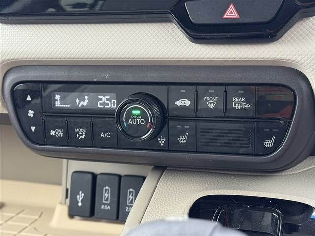 HONDA N BOX 4WD 2018 Image 31