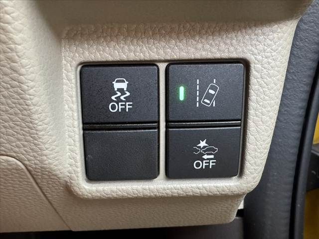 HONDA N BOX 4WD 2018 Image 31